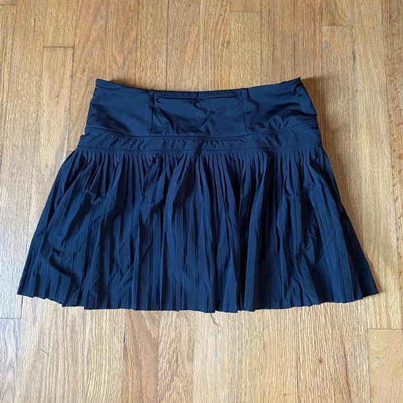 Athleta Dresses & Skirts - Athleta Black Skort